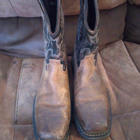 Ariat steel toe puncture resistant work boots - Picture 3 of 4